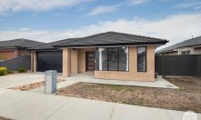 29 Moore Way, Lucas